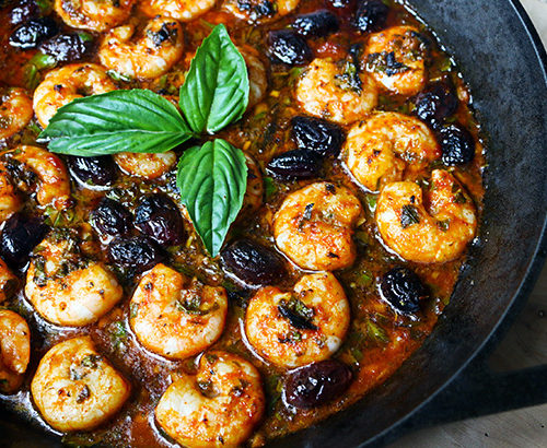 https://www.mediterraneanliving.com/wp-content/uploads/2019/02/skillet-shrimp-closeup-FINALfeatured-image-500x410.jpg