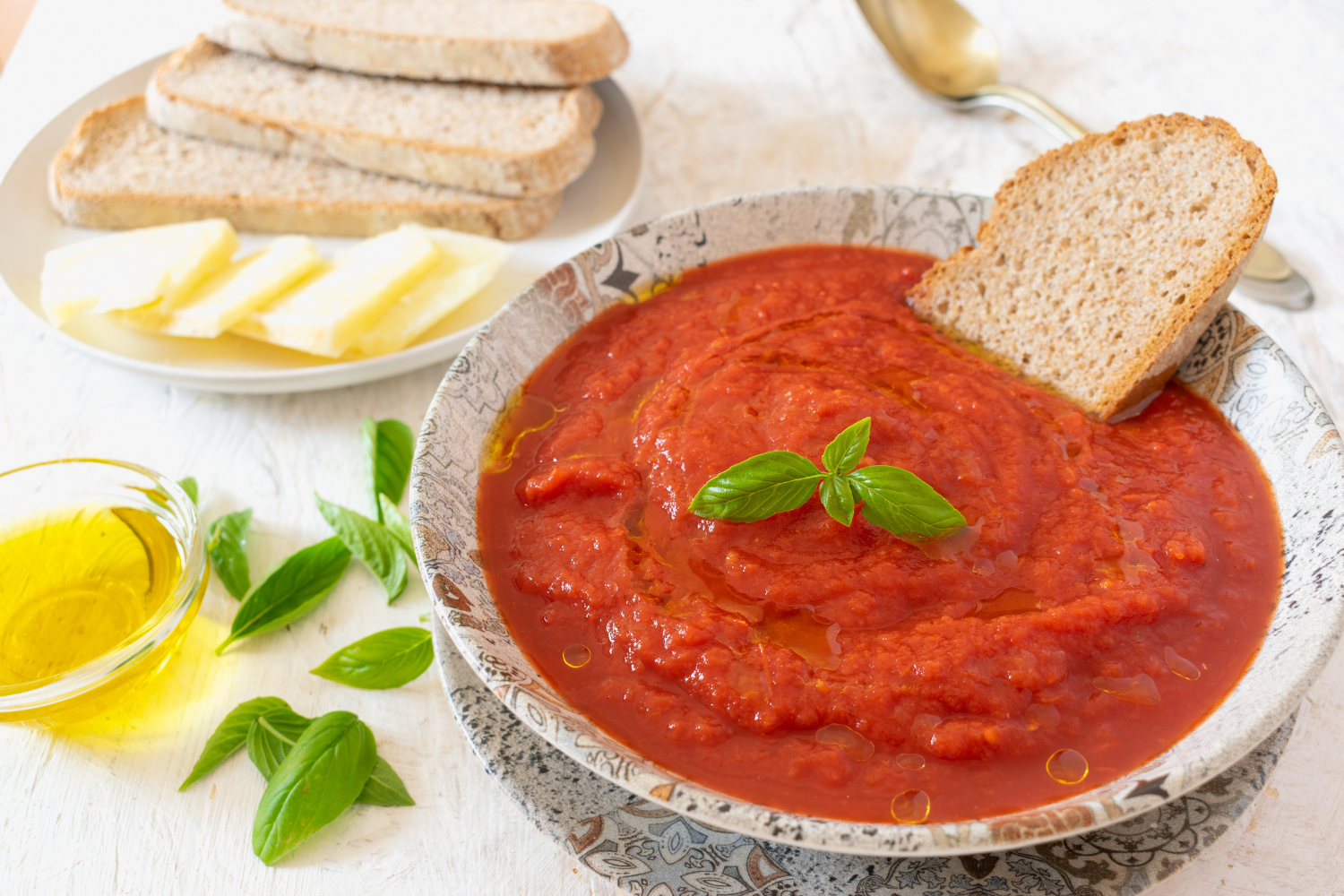 Italian Fresh Tomato Soup (Zuppa di Pomodoro) article